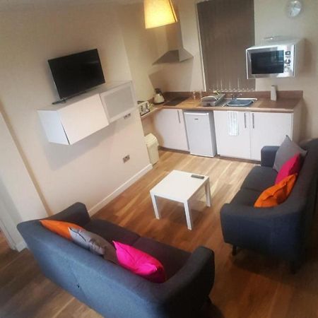 Premier Lodge Central Wolverhampton Extérieur photo