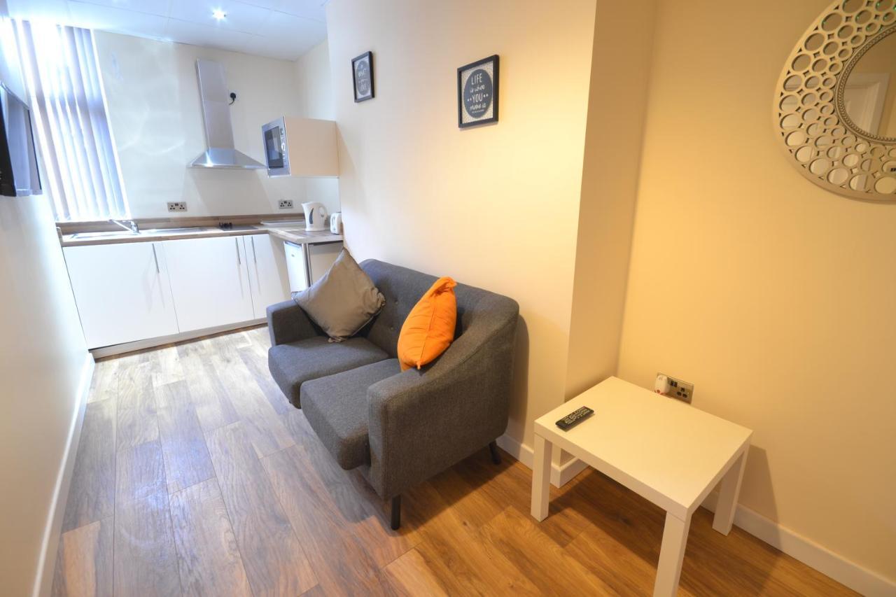 Premier Lodge Central Wolverhampton Extérieur photo